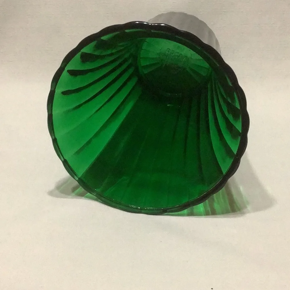 1161 NAPCO Deep Green Glass Vase Cleveland Ohio USA